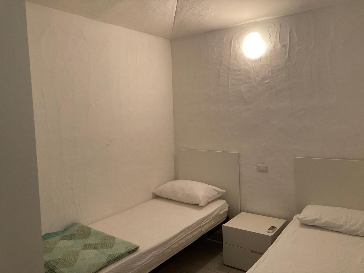 サン・テオドーロ Residenze Gambaruヴィラ エクステリア 写真